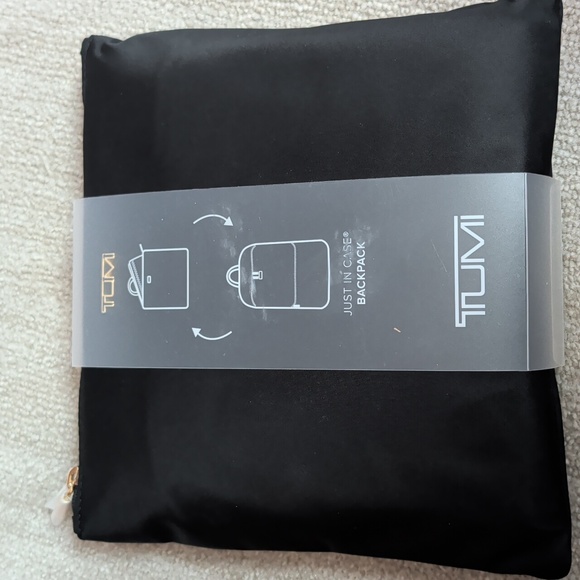 Nwt Tumi Just In Case Backpack - Picture 4 of 8